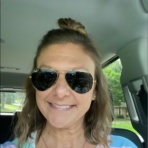 Meet your Posher, Britney